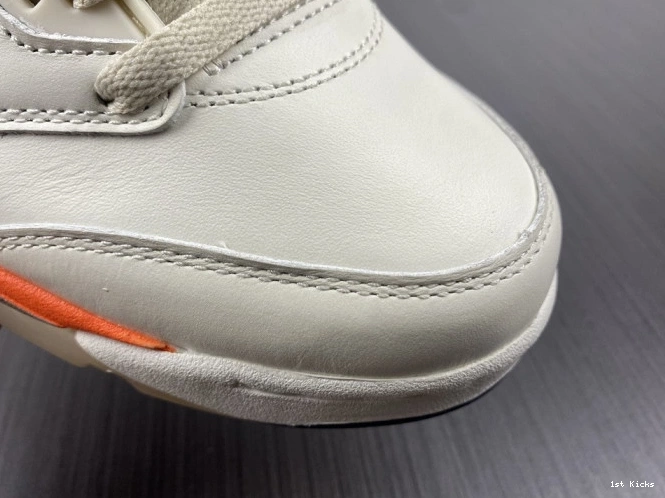 Jordan Orange Retro Total DC1060-100 5 0723